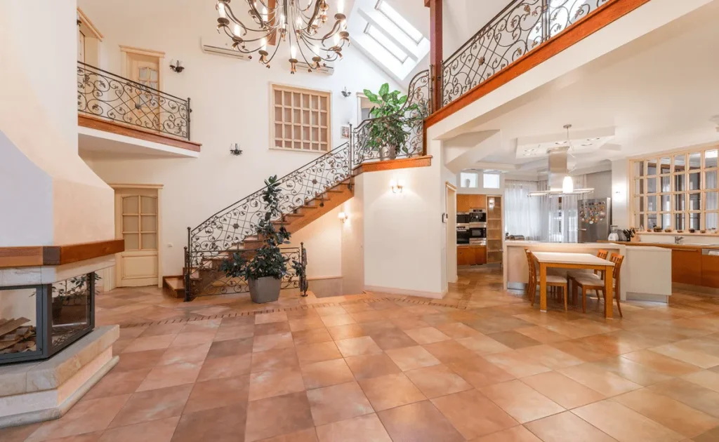 sarithorn-1png-1631524418